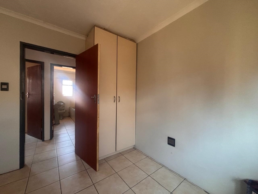 To Let 3 Bedroom Property for Rent in Bloemside Free State